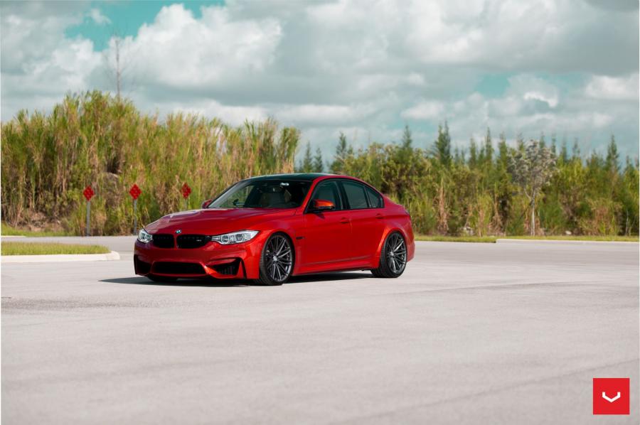  BMW M3 Sedan on Vossen Wheels (VFS4) 2017 года  (фото 24 из 53)